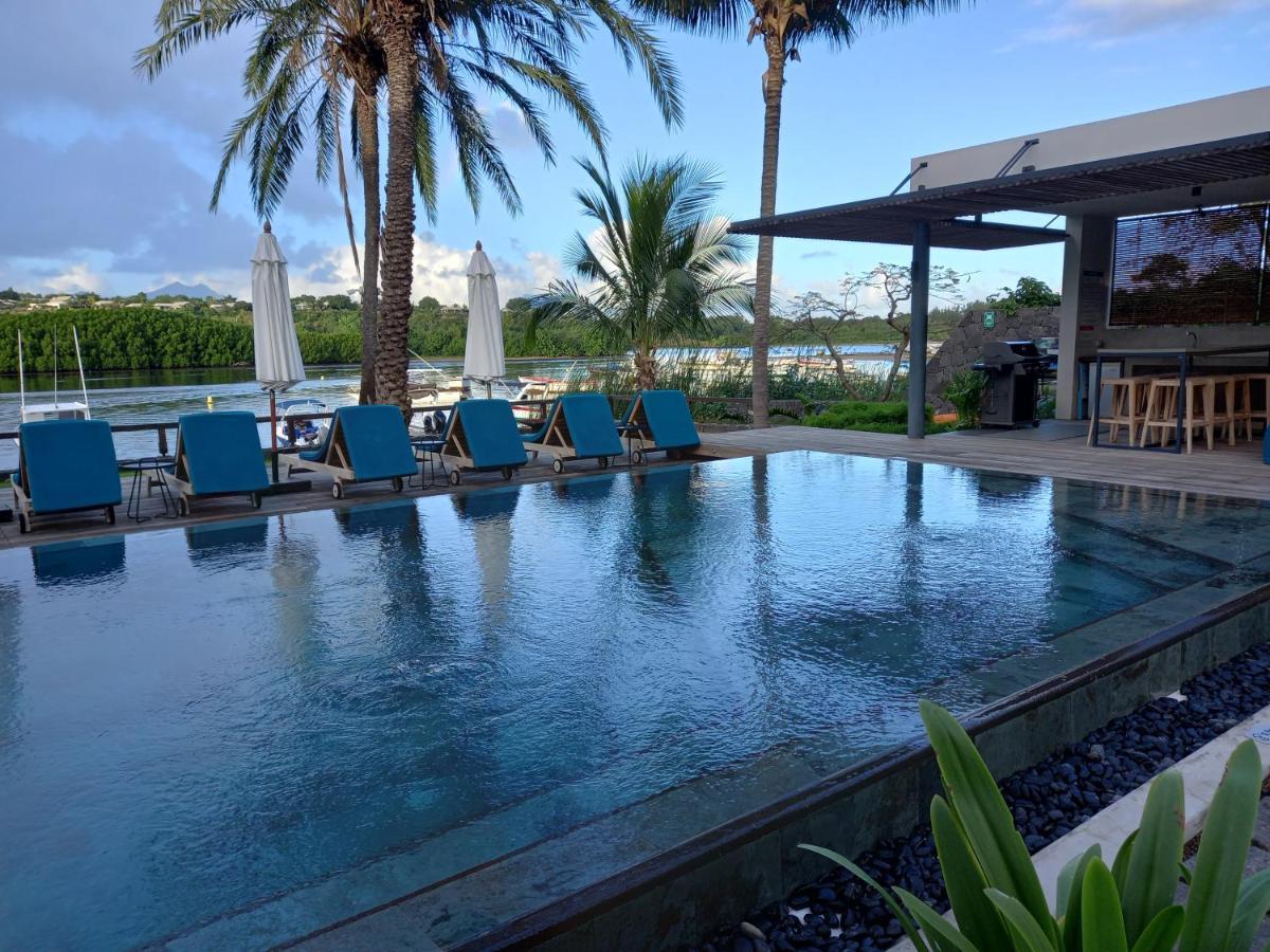 Studio 2 The Waterclub Riviere Noire Bagian luar foto